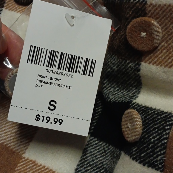 FOREVER 21 FALL CHECKERED mini SKIRT - Picture 7 of 8